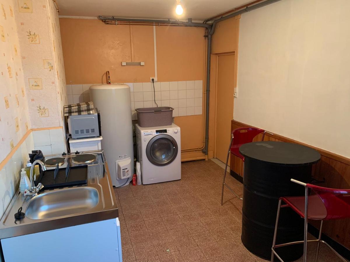 Studio Ideal Travail, Famille, Tout Y Est … Dompierre-sur-Besbre Exterior foto